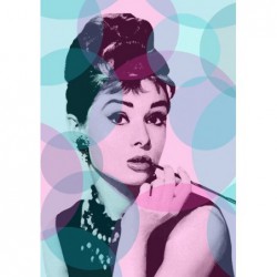 Klasyczny Audrey Hepburn...