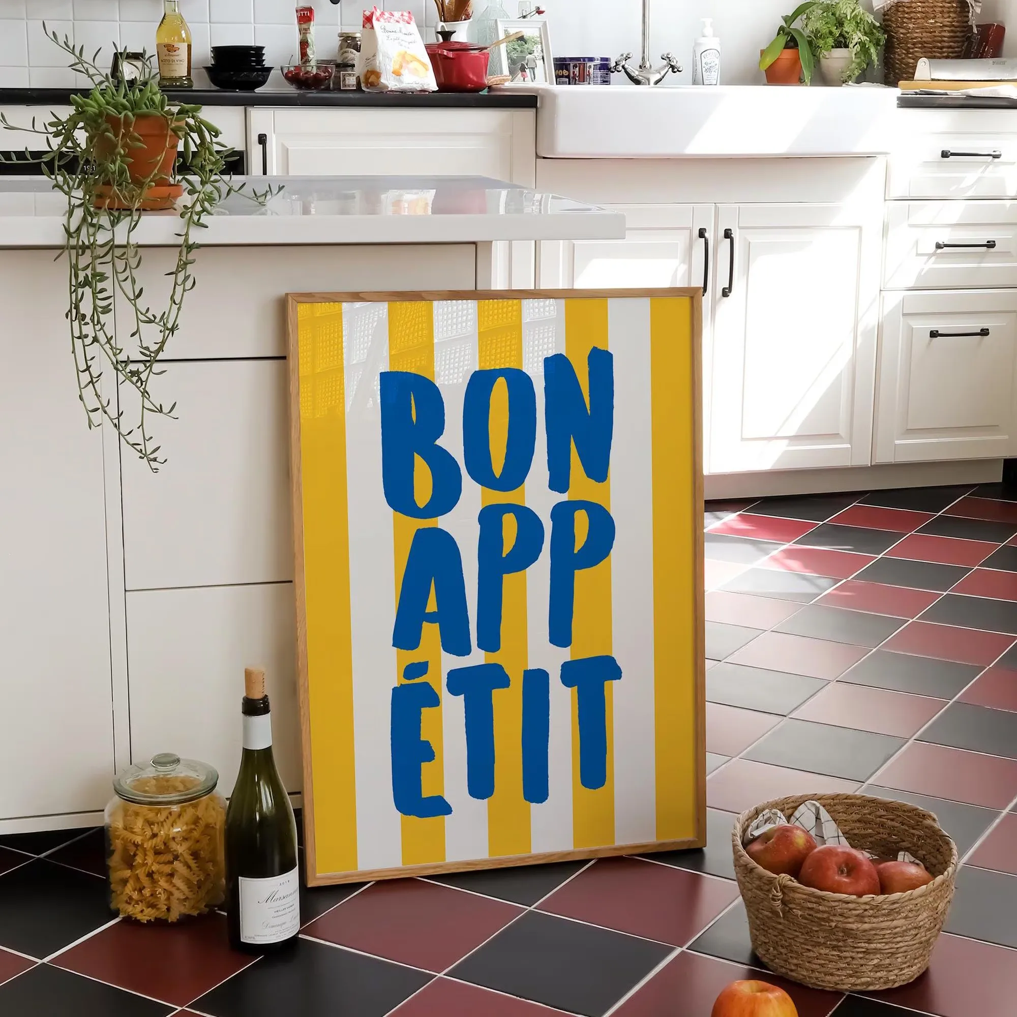 Bon Appetit - żółty plakat do kuchni z napisem Ct 92 1
