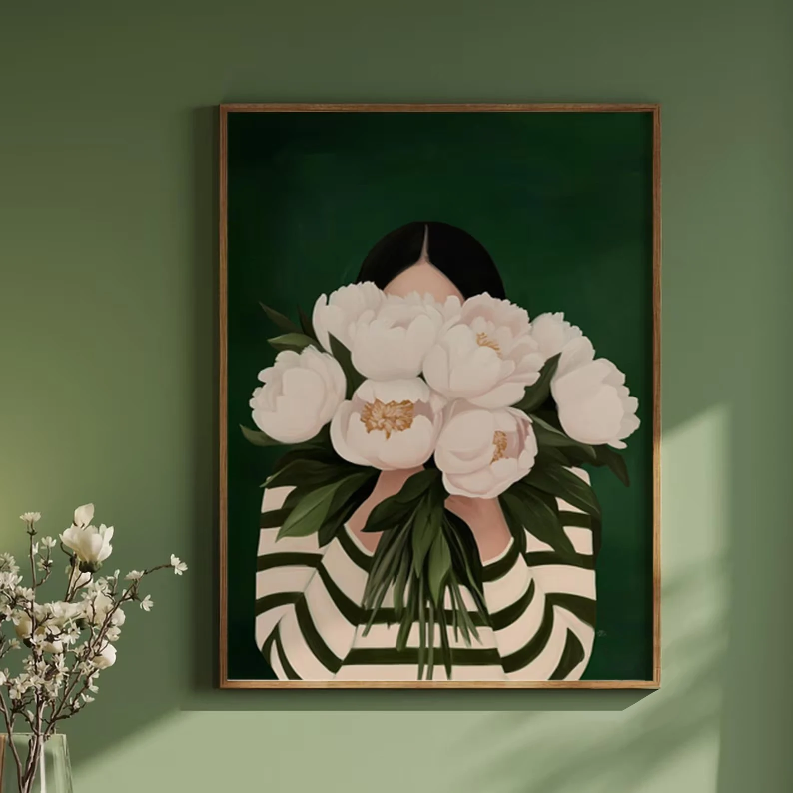 Plakat abstrakcyjny - kobieca postać z kwiatem w stylu japandi Srebrny