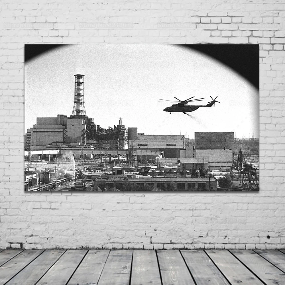 Plakat Czarnobyl - radziecki helikopter Malarstwo