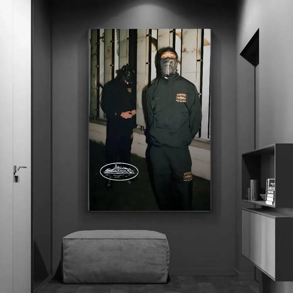 Plakat filmowy w stylu street do salonu Hei 1