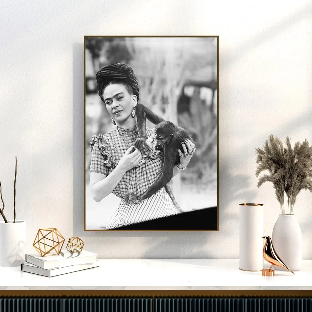 Plakat Frida Kahlo - portret czarno-biały Wzór 1