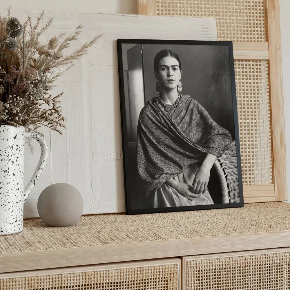 Plakat Frida Kahlo - portret czarno-biały Wzór 7