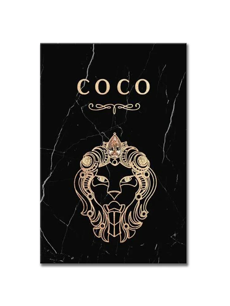 Plakat glamour z perfumami i lwem Czerwony