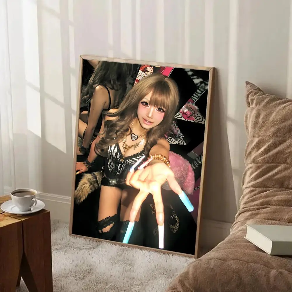 Plakat w stylu japońskiej gyaru Black13