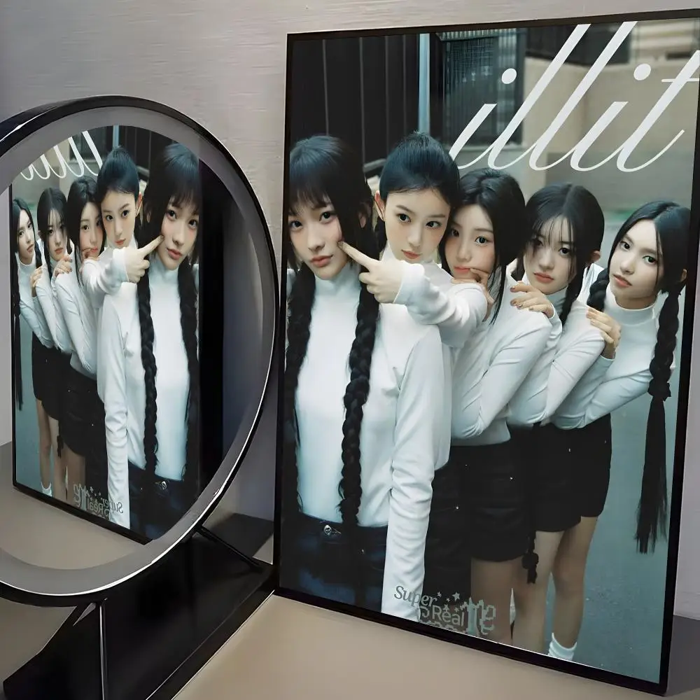 Plakat zespołu ILLIT dla fanów K-pop Czarny2