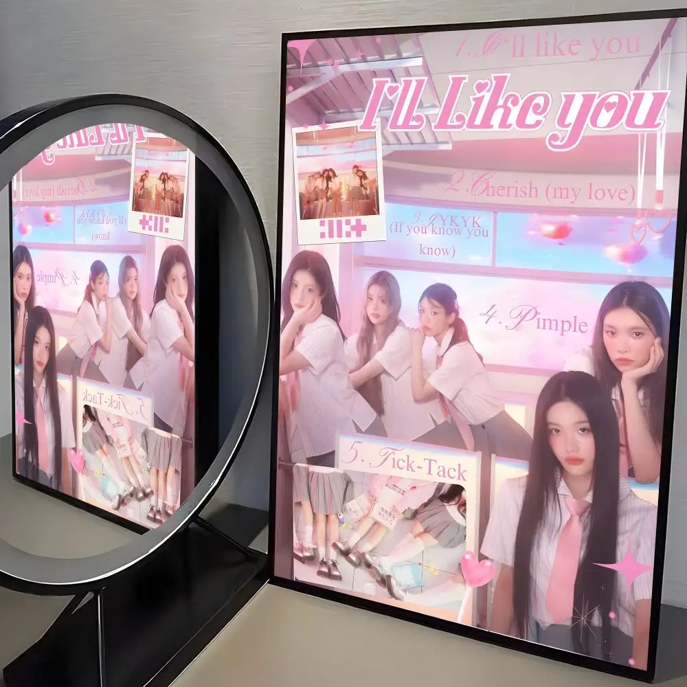 Plakat zespołu ILLIT dla fanów K-pop Czarny7