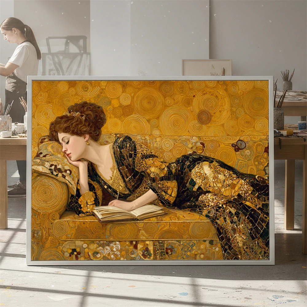 Plakat Gustav Klimt - Leżąca kobieta w kwiatowej sukni Burgundia