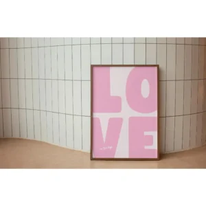 Minimalistyczny plakat Love w czerwieni i błękicie Wzór 1