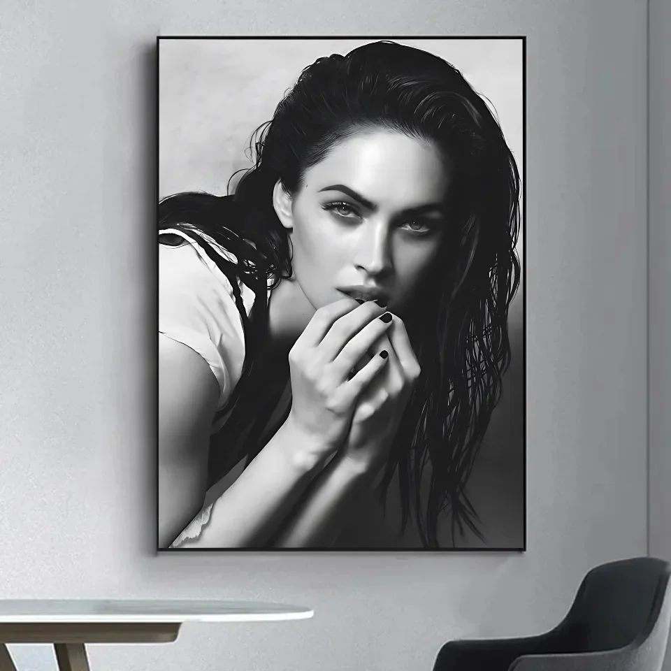 Megan Fox – plakat retro do pokoju Hei 9