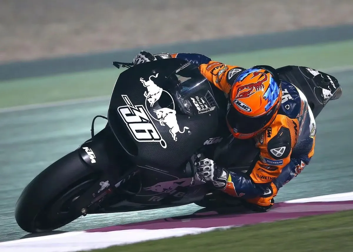 Plakat z wyścigiem MotoGP w klasycznym stylu Jasnozielony