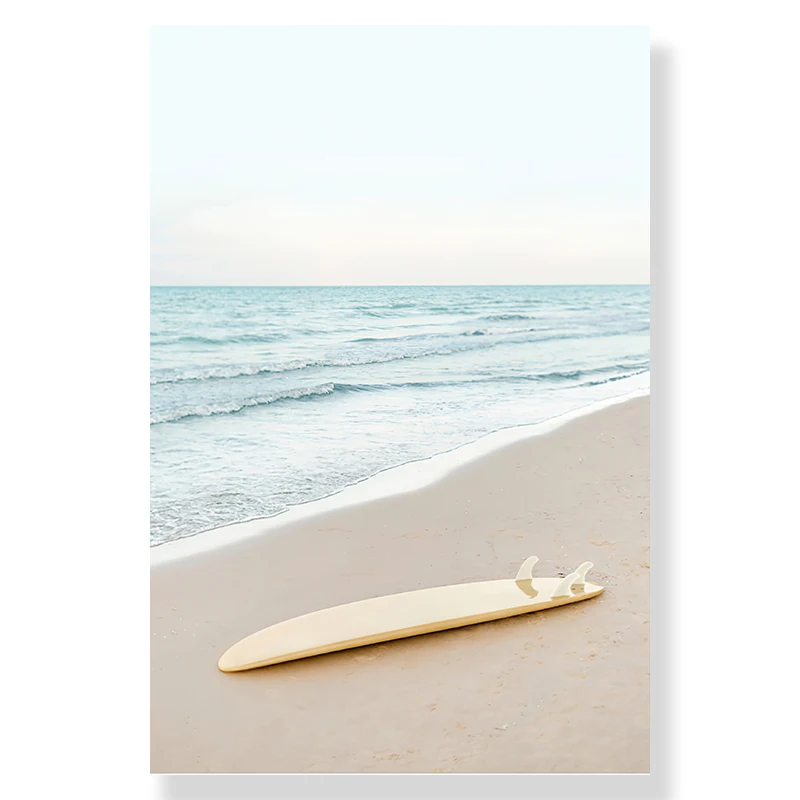 Letni ocean i deska surfingowa - plakat plażowy Biały