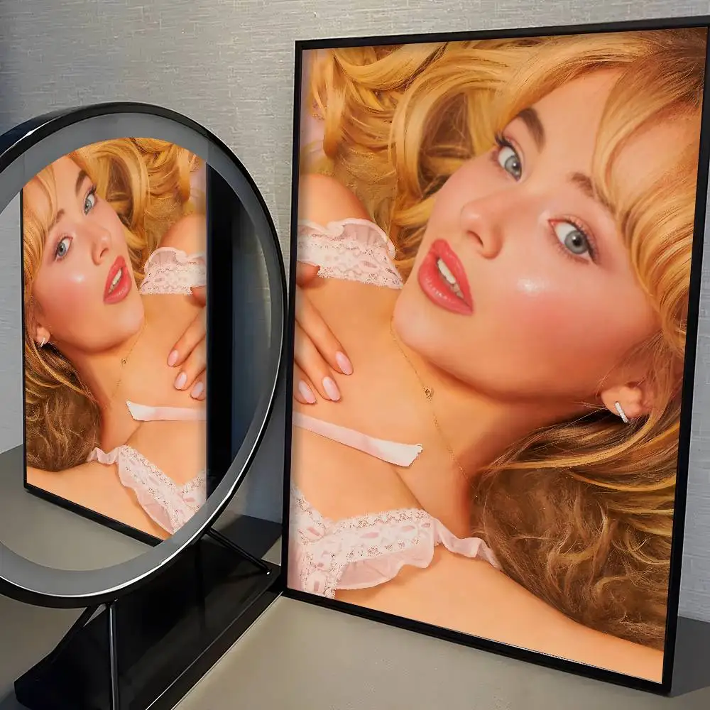 Plakat Sabrina Carpenter - portret piosenkarki Złoto