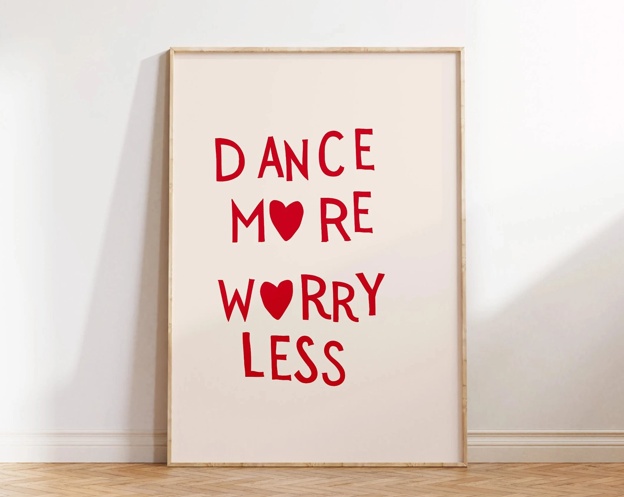 Minimalistyczne serce - plakat typograficzny żółty