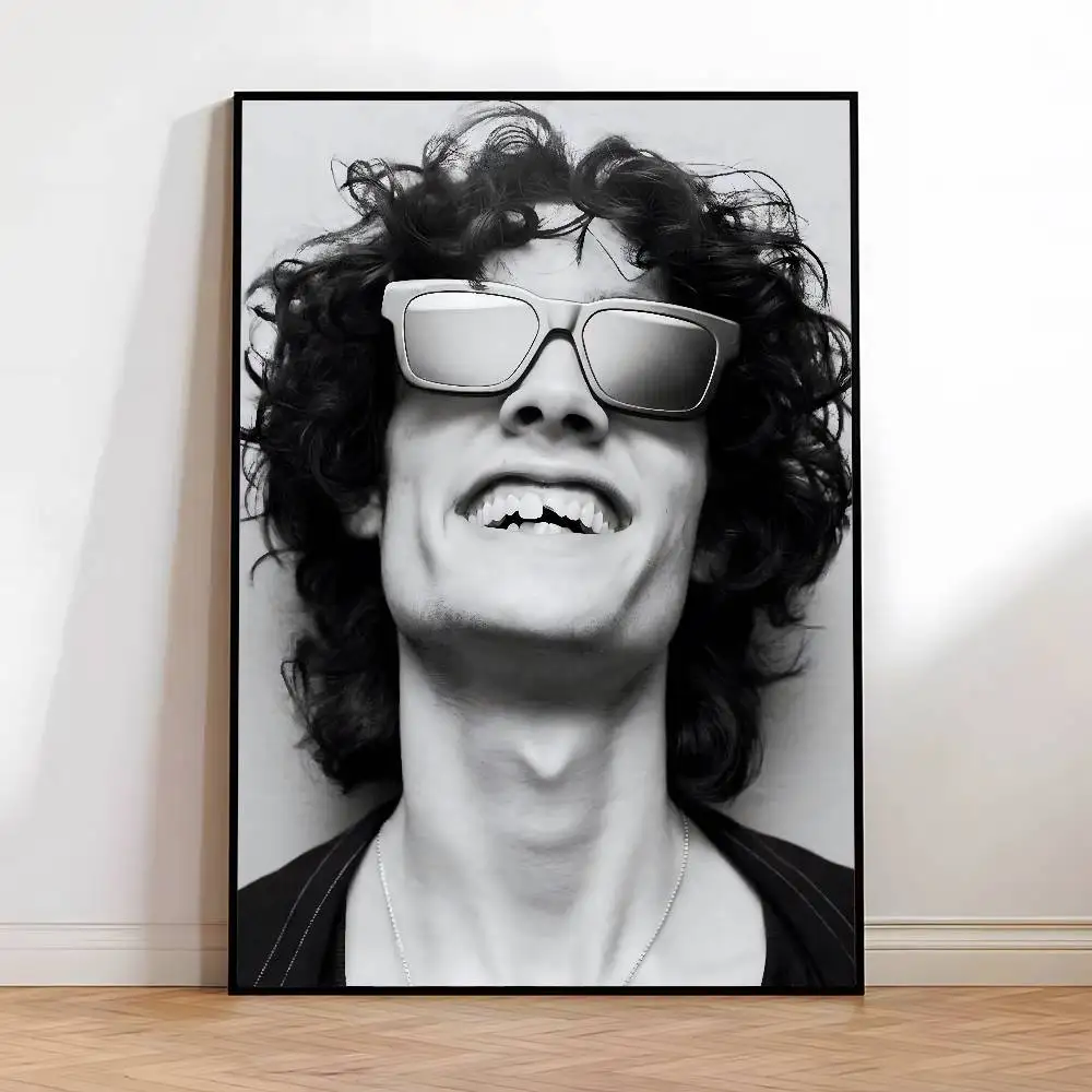 Plakat Sombr - portret wokalisty Biały