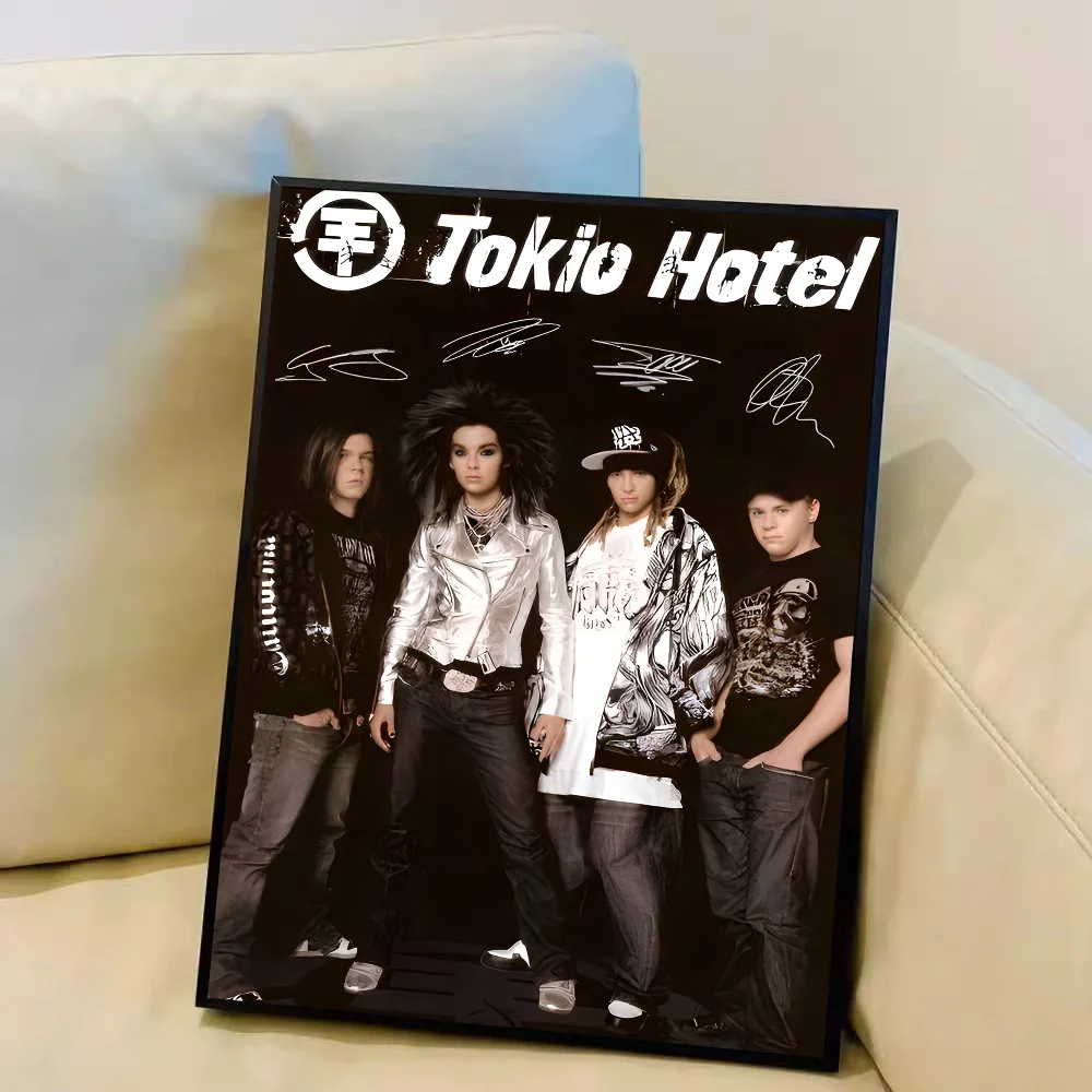 Plakat vintage - Tokyo Hotel w stylu retro Wzór 7