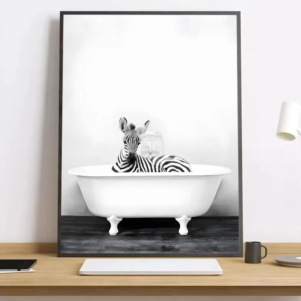 Zabawny plakat ze zwierzakiem i napisem Black12