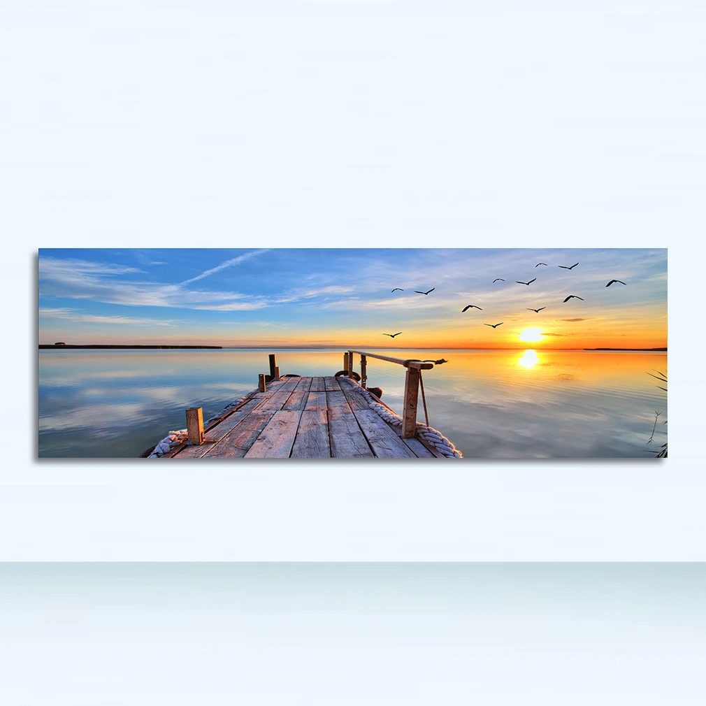 Panorama morza o zachodzie - plakat skandynawski Czerwony