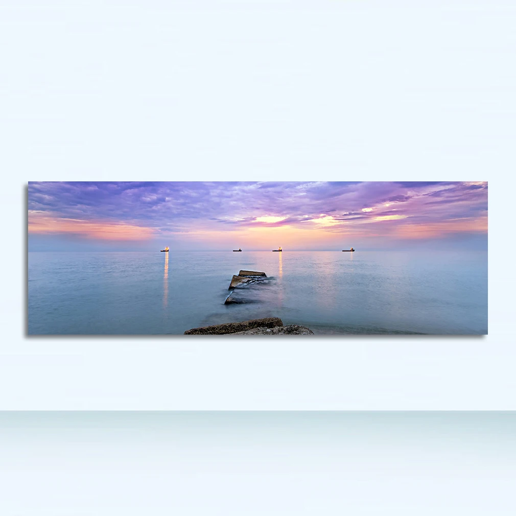 Panorama morza o zachodzie - plakat skandynawski żółty