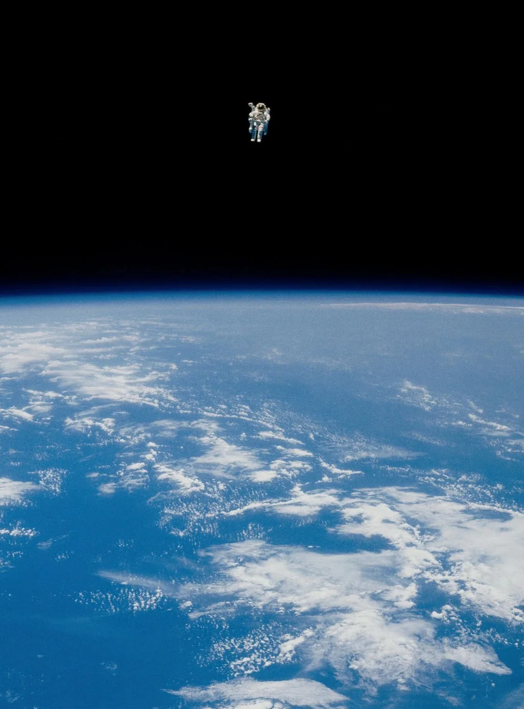Plakat astronauta i wschod Ziemi Apollo żółty