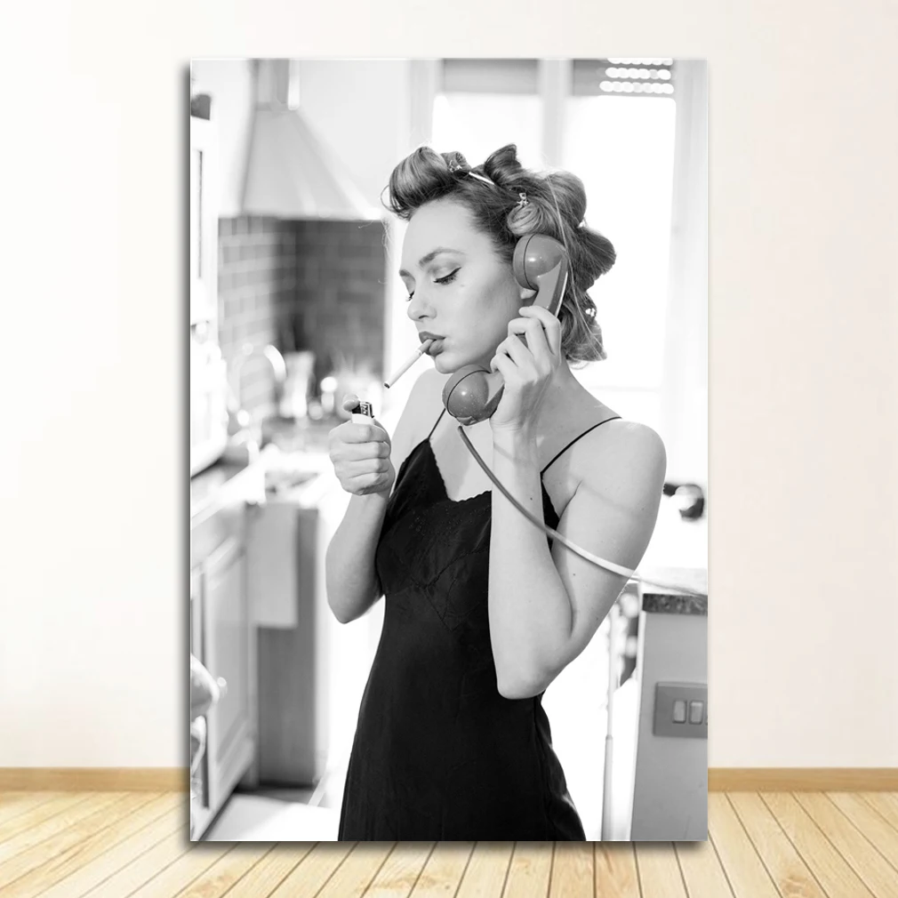Plakat czarno-biała fotografia mody Burgundia
