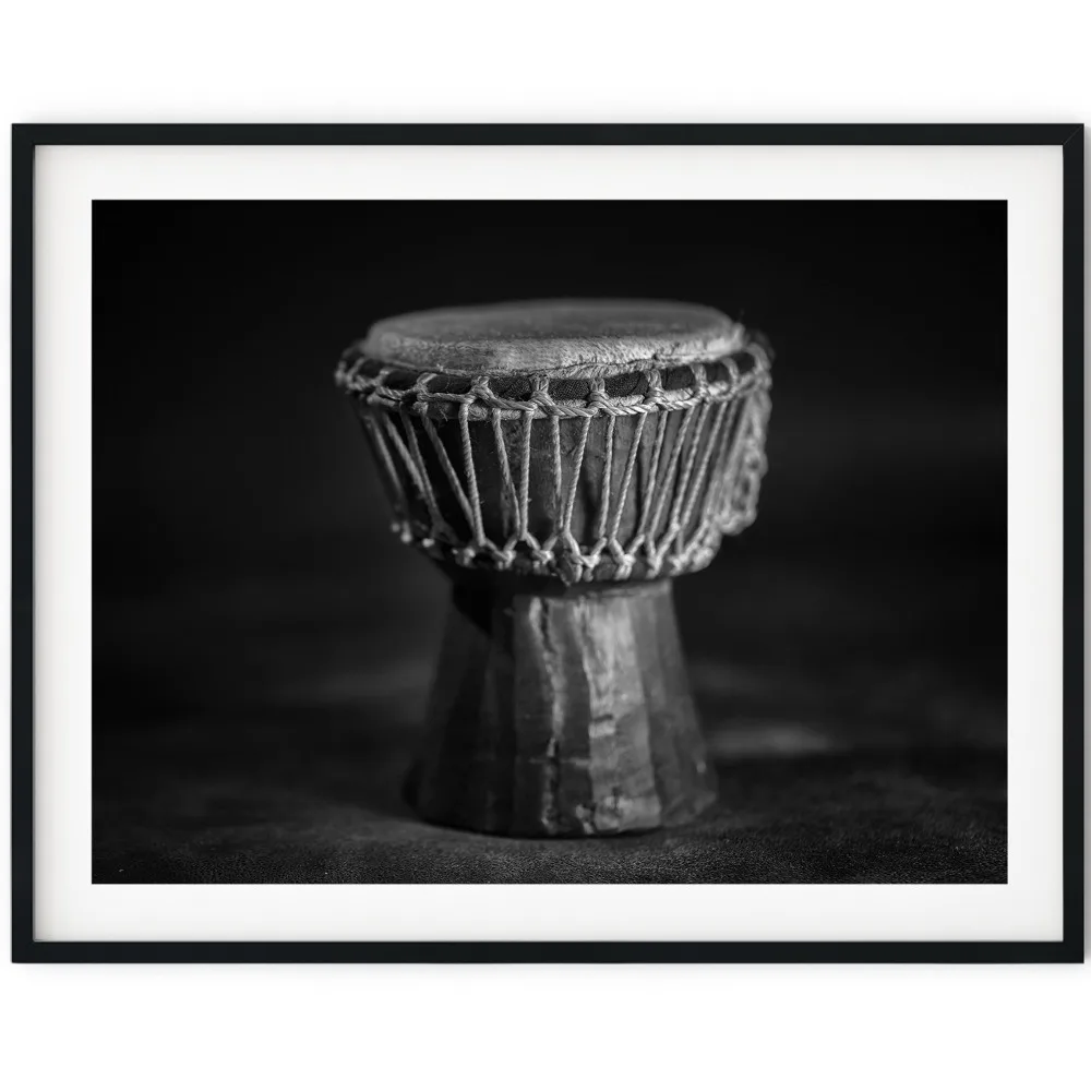 Plakat czarno-białe instrumenty muzyczne Czekolada