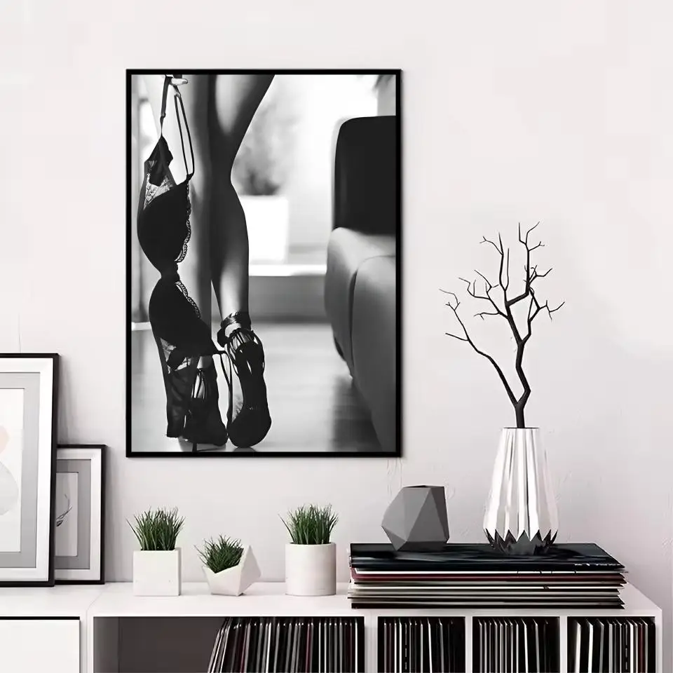 Czarno-biały plakat fashion w luksusowym stylu Szary