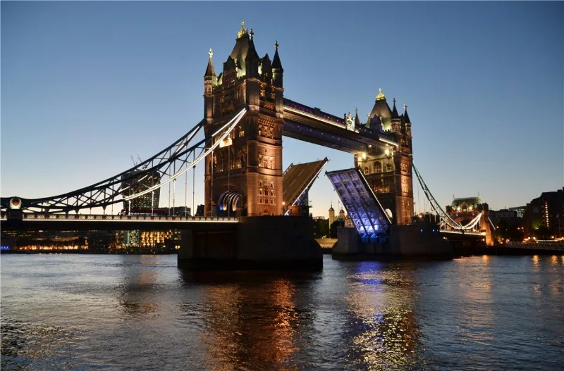 Plakat z Londynem i Tower Bridge Srebrny