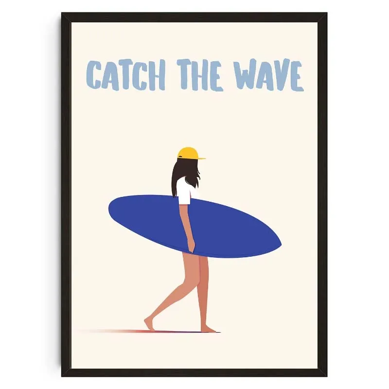 Plakat muszle na plaży z napisem śliwka